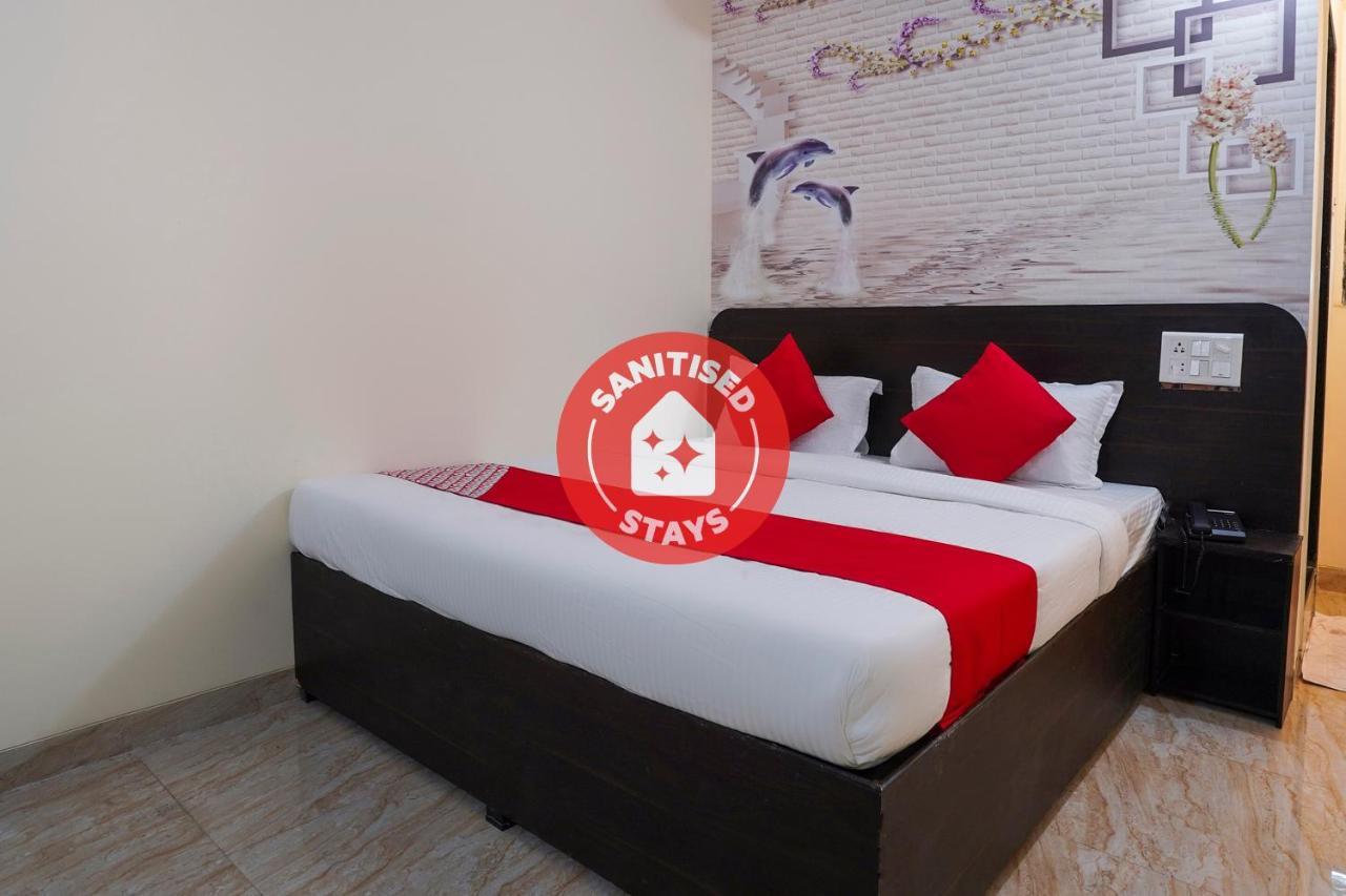 Oyo Flagship 68474 Hotel Viraj Pune Exterior foto